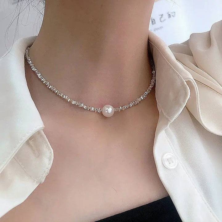 Classic Pearl Choker