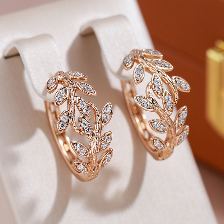 Chic Shiny Leaf Earrings