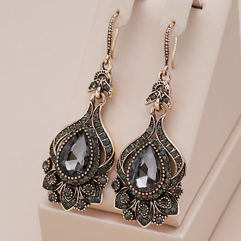 Chic Black Crystal Mandala Earrings