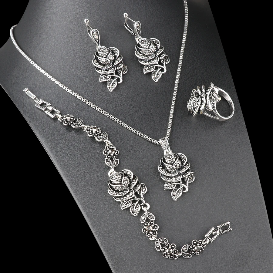 Elegant Silver Zirconia Jewelry Set