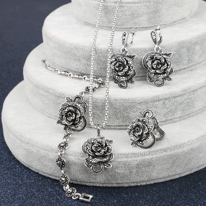 Elegant Silver Zirconia Jewelry Set