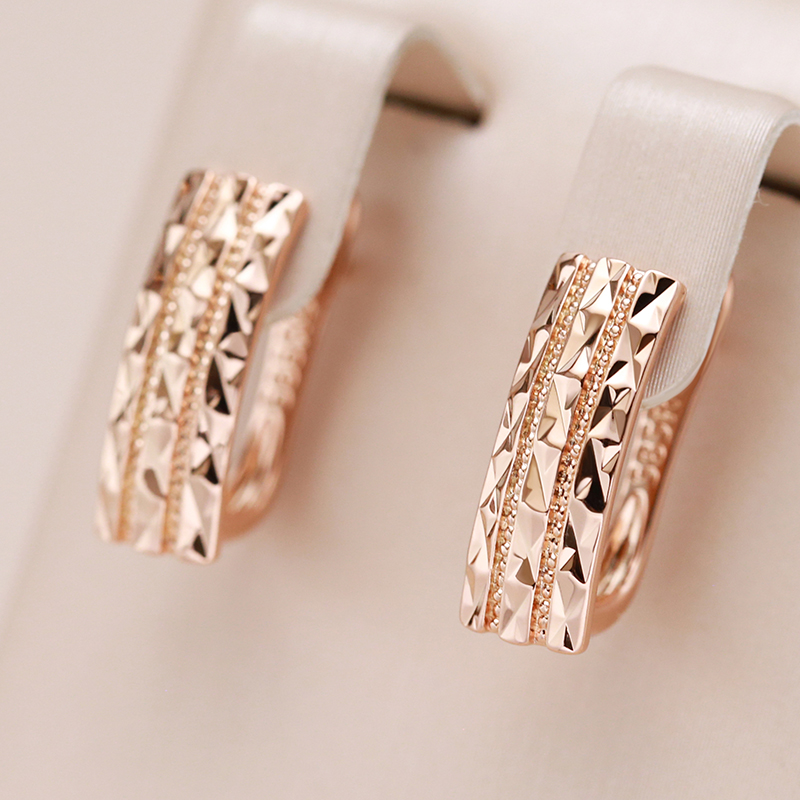 Chic Gold Earrings
