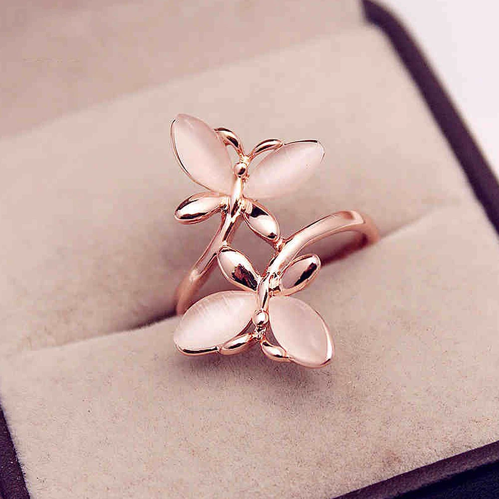 Rose Gold Floral Elegance Ring