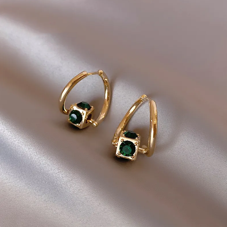 Chic Gold Green Earrings