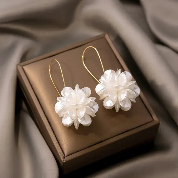 Chic White Floral Earrings