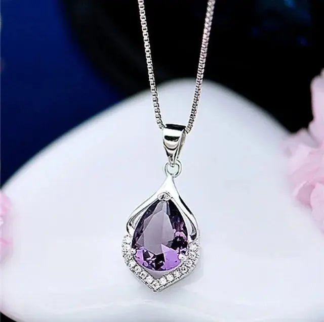 Chic Purple Crystal Necklace