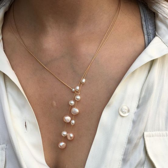Chic Pearl Drop Necklace
