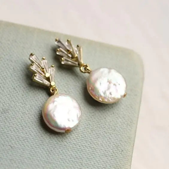 Chic Baroque Pearl Earrings