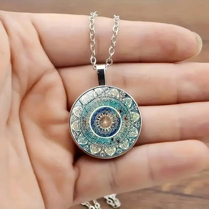 Vintage Round Blue Mandala Collar