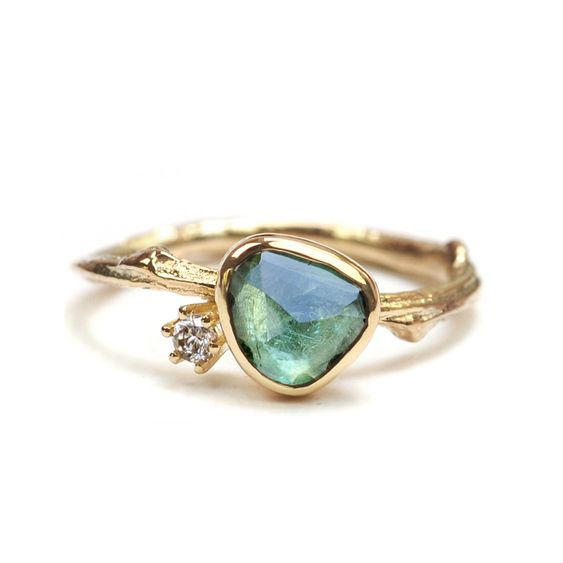Vintage Gold Ring with Blue Gemstone
