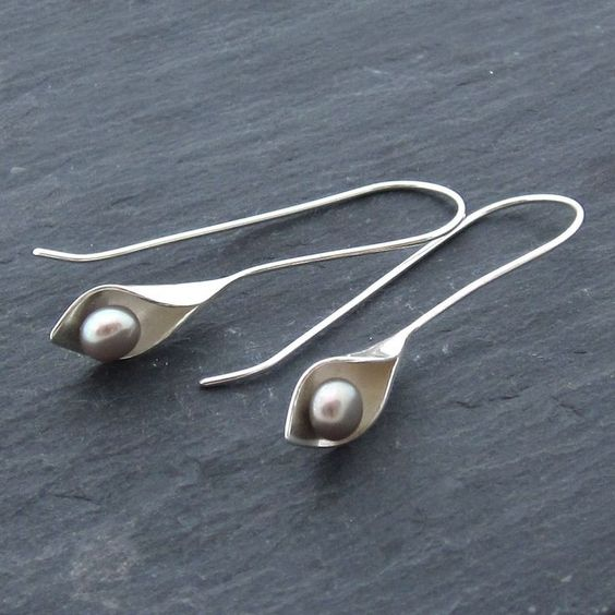 Vintage Leaf and Pearl Earrings