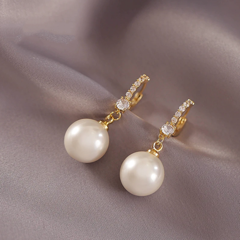 Chic Gold Pearl and Zirconia Earrings