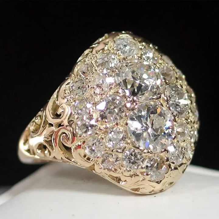 Vintage Gold Diamond Round Ring