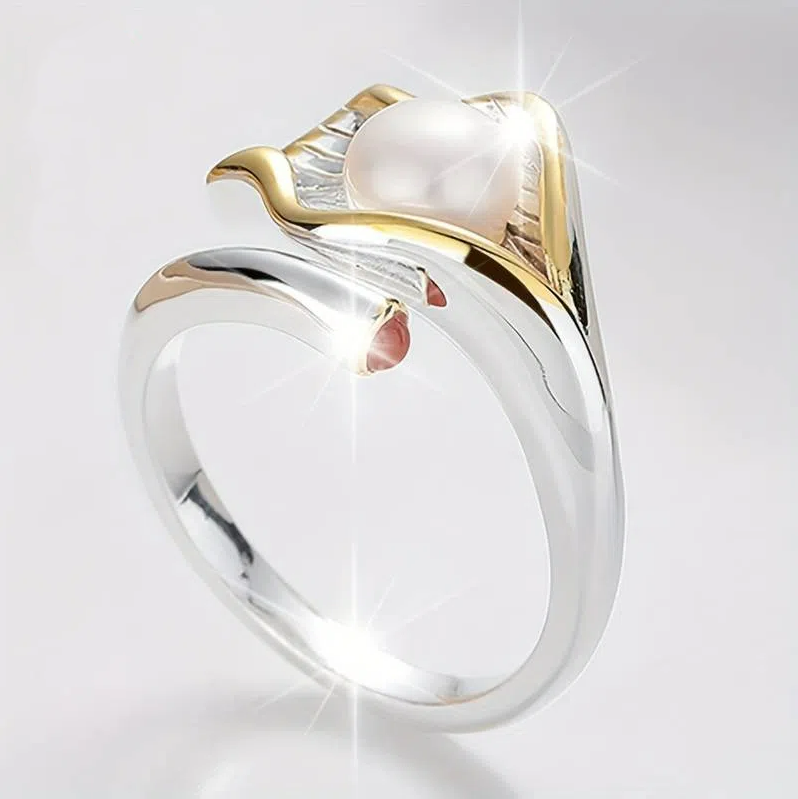 Vintage Gold and Silver Pearl Ring