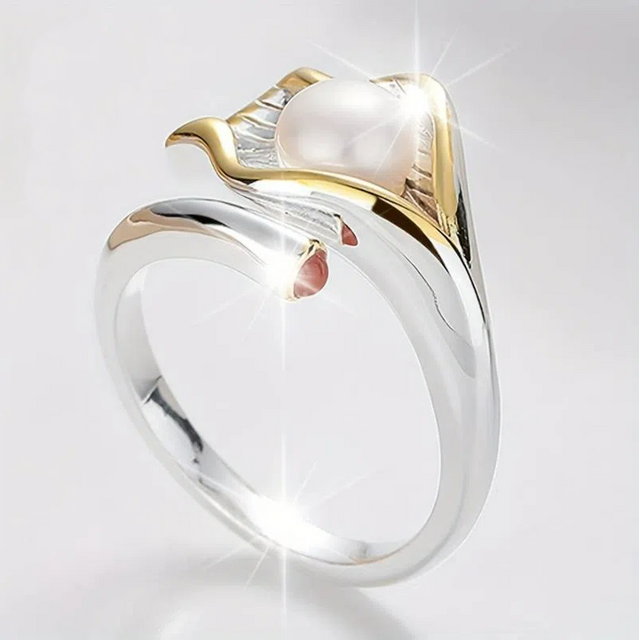Vintage Gold and Silver Pearl Ring