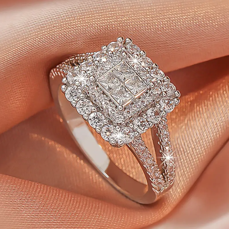 Sparkling Silver Cube Ring