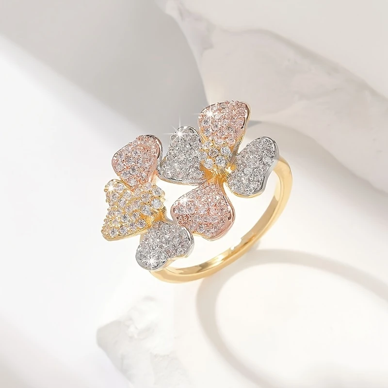 Golden Heller Ring with Natural Accents