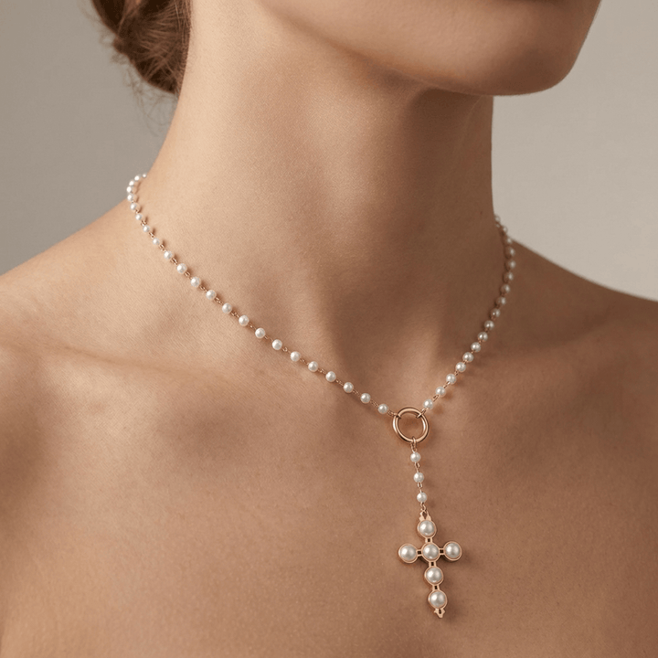 Chic Mini Pearl Collar