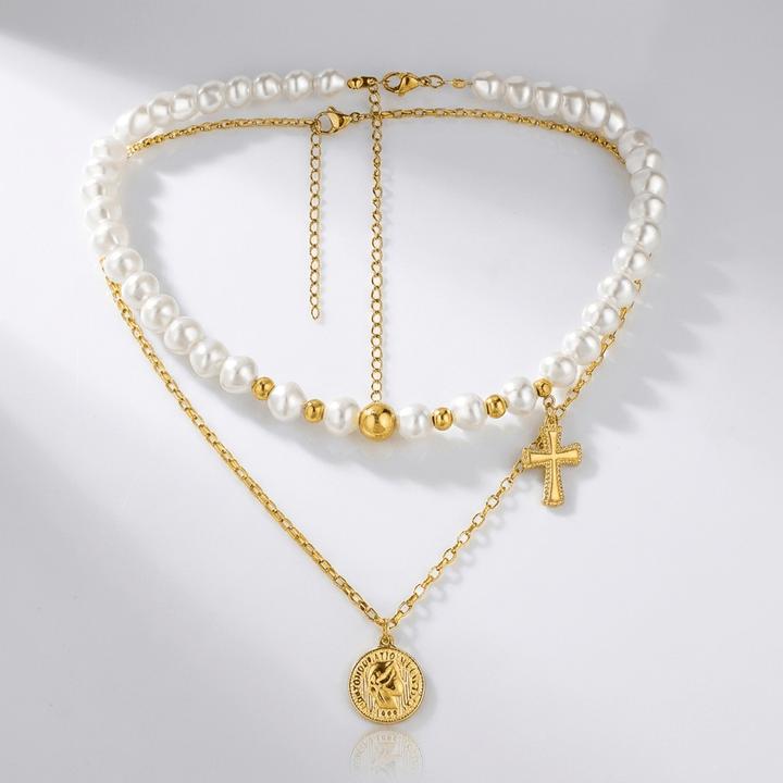 Pearl-Embellished Cap Collar