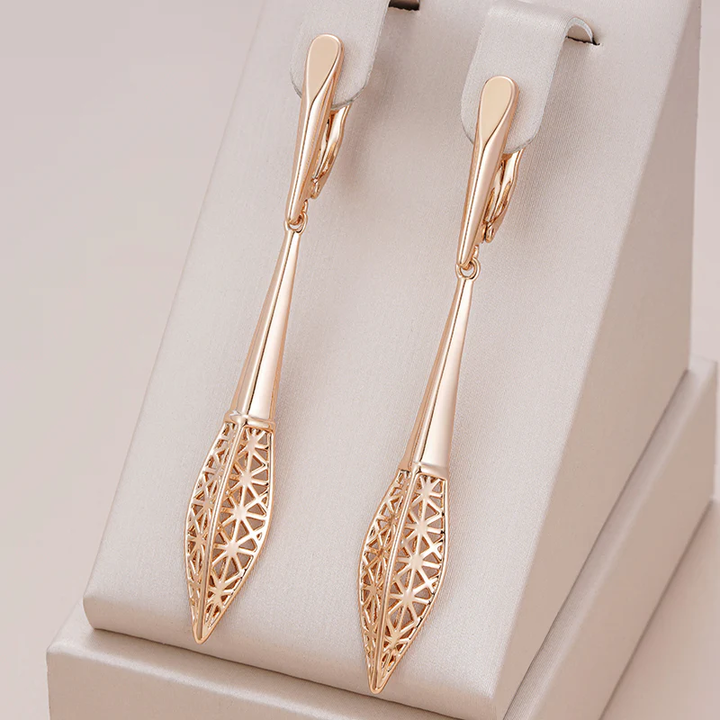 Chic Gold Drop Earrings