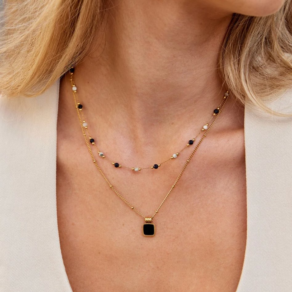 Black Lucia Pendant Necklace