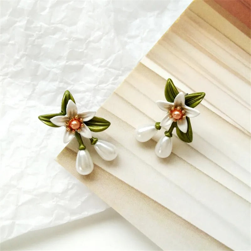 White Pearl Floral Earrings
