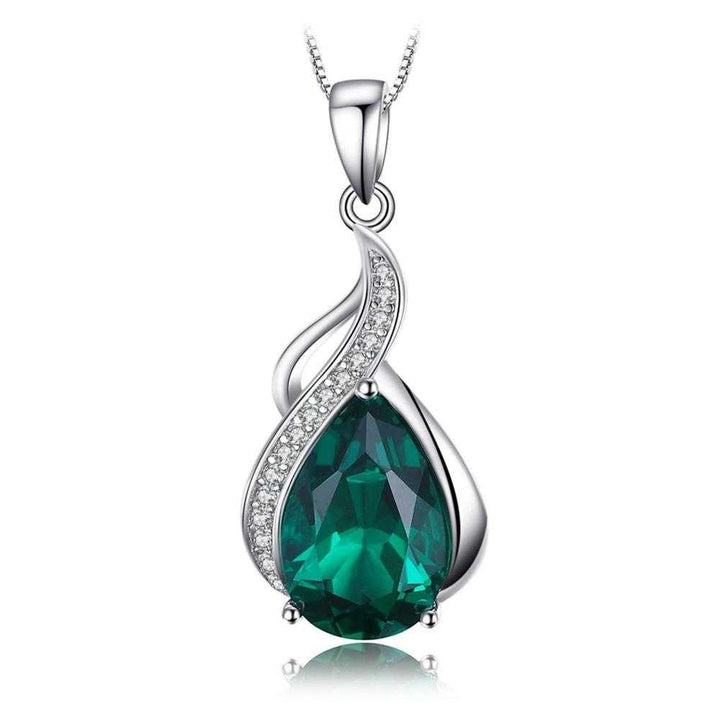 Leônia Emerald Stone Necklace